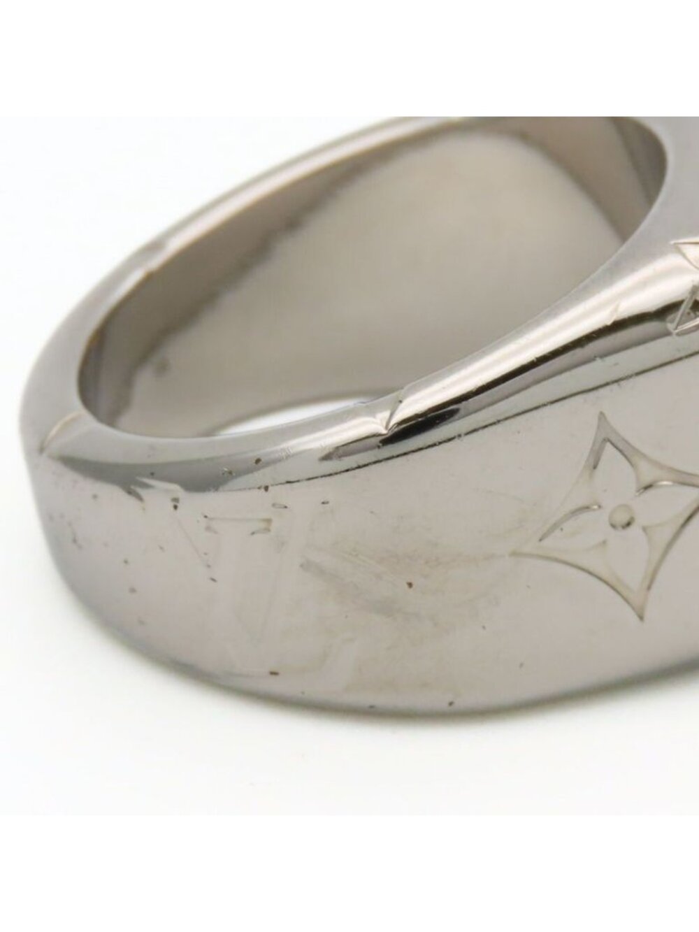 Louis Vuitton Ring Signet Monogram Metal Silver Plated - Picture 5 of 10